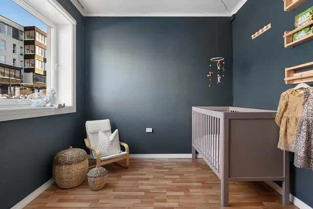 kid's room, bedroom, crib, apartment, interior design, home, real estate, house, decor, modern. Childcare center equipment checklist: sizing the first order